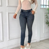 Jean Skinny Con Posterior Resortado