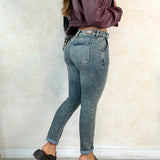 Jean Mom Fit Efecto Dirty